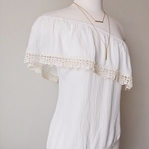 Off shoulder lace boho ruffle flowy top
